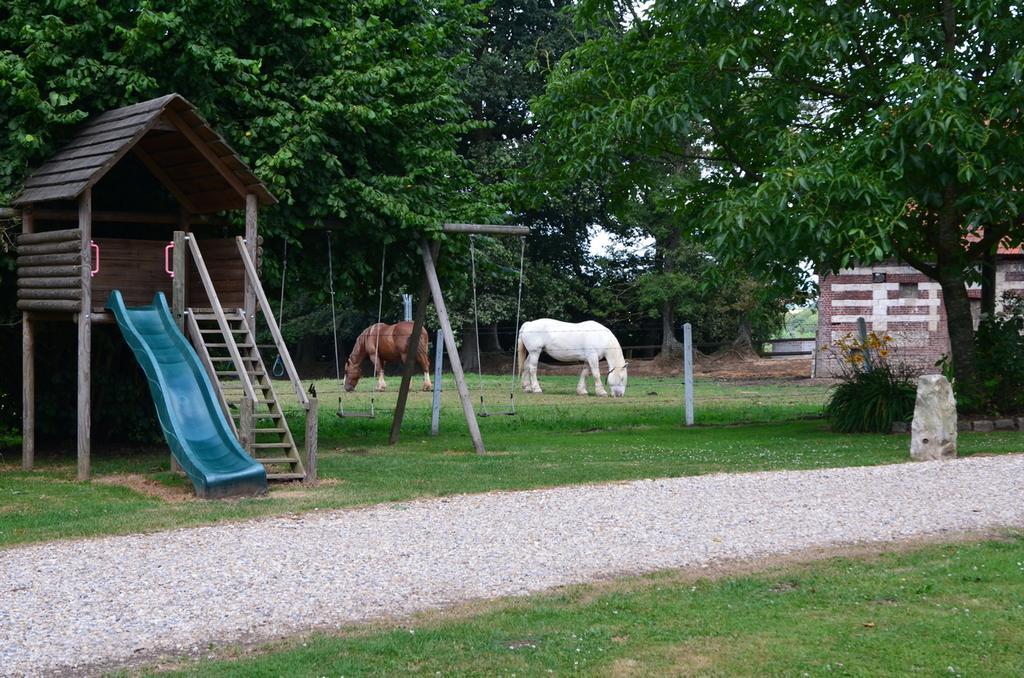 Ferme Clatot Hotel Les Trois Pierres Esterno foto